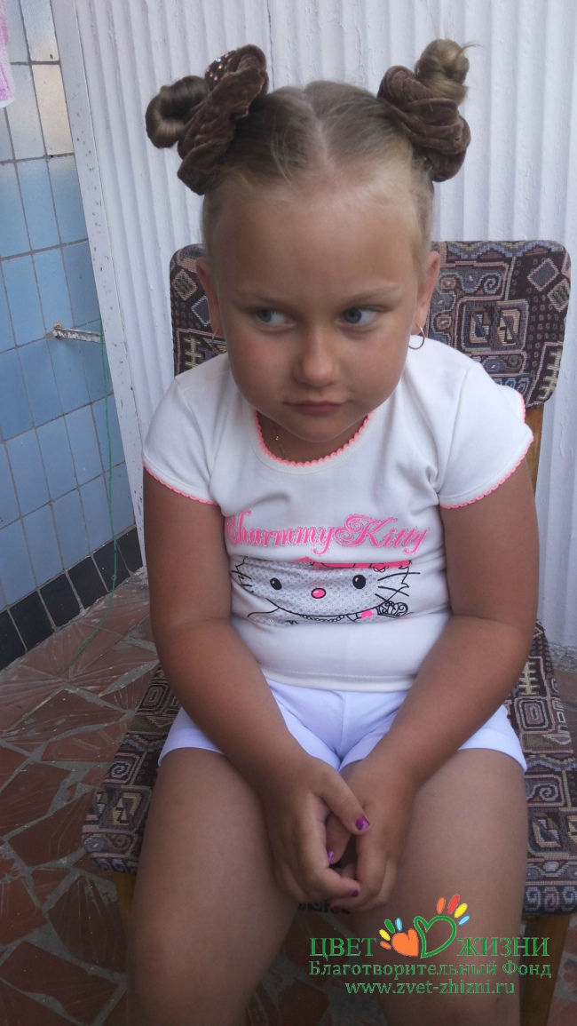 Лера готовится к школе