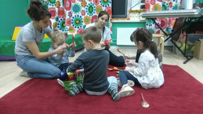 Цветочки готовятся к Новому году
