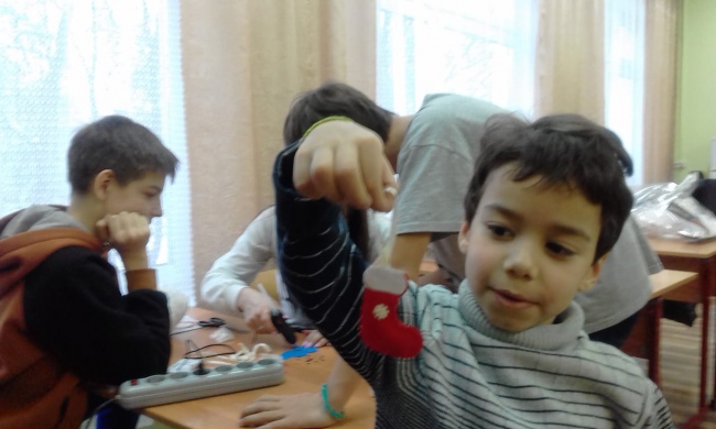 Новогодние игрушки
